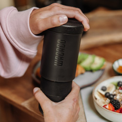 Wacaco Prestina (coal black) – en bærbar kaffebrygger